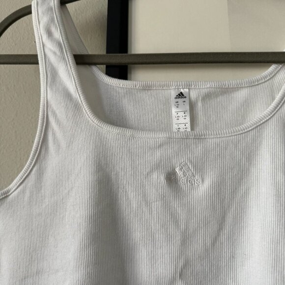 Adidas | NWOT White Embroidered Square Neck Crop Ribbed Tank Top Size Large - Picture 3 of 6